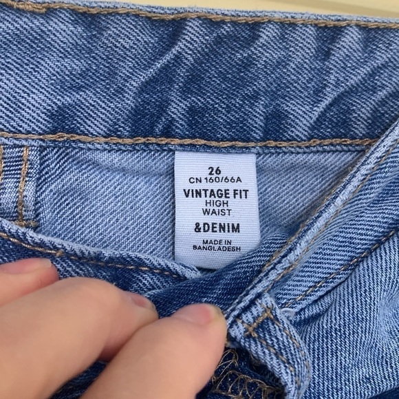 &Denim | Blue Denim Distressed Hem Studded High Waist Vintage Fit Mom Jeans 26 - Picture 9 of 16